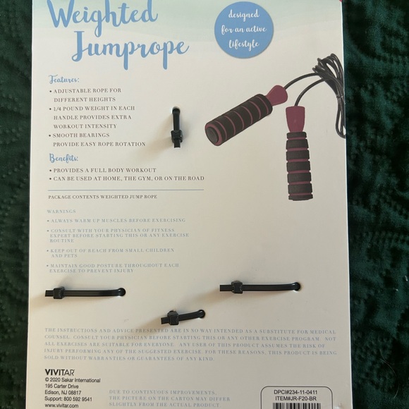 NWT Weighted Jump Rope - Picture 2 of 4